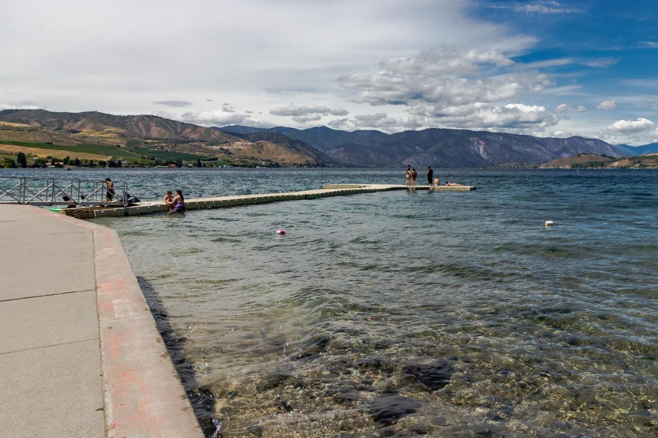 Chelan Resort Suites: Water Sunset Esterno foto